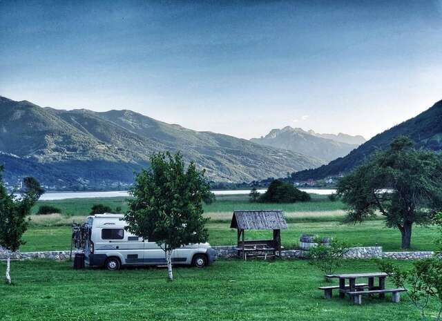 Отель Camp Hotel Lake Views Плав-6