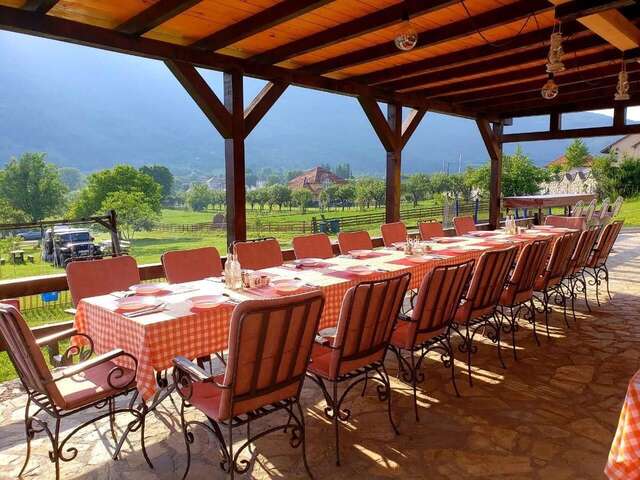 Отель Camp Hotel Lake Views Плав-7